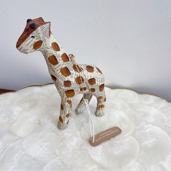 Handcrafted Paper Mache Giraffe Ornament Safari Theme Nursery Decor NEW - Picture 7 of 11